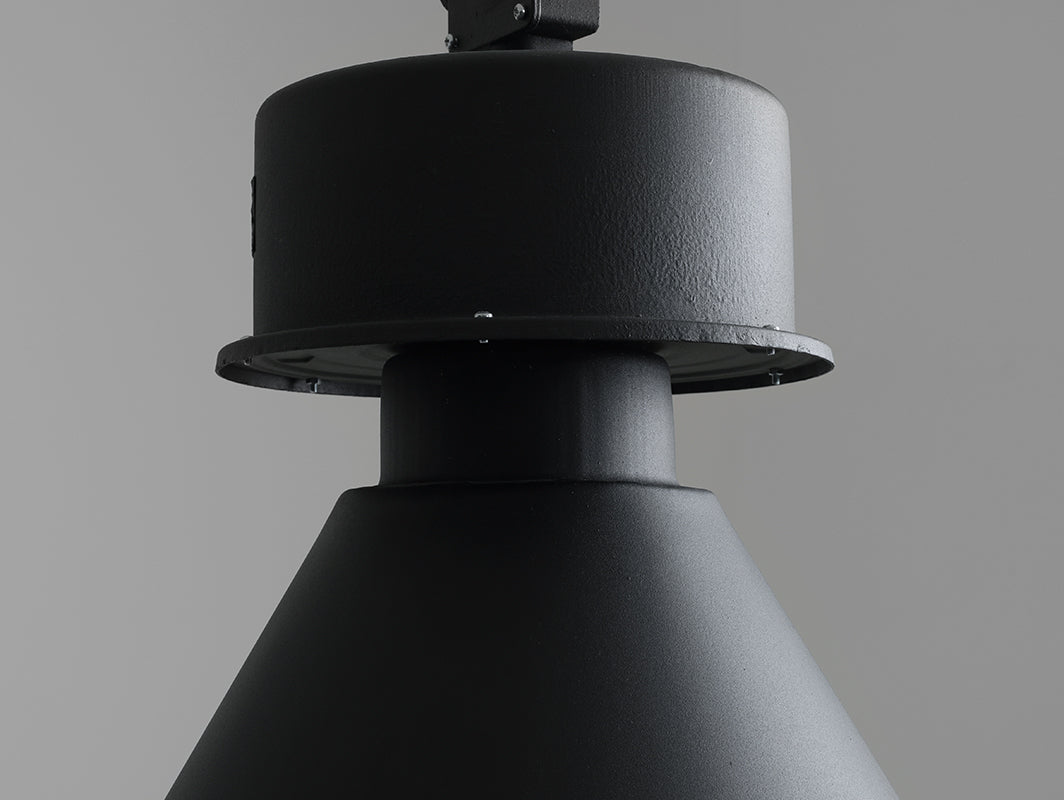 Pakabinamas šviestuvas LOFT - juodas