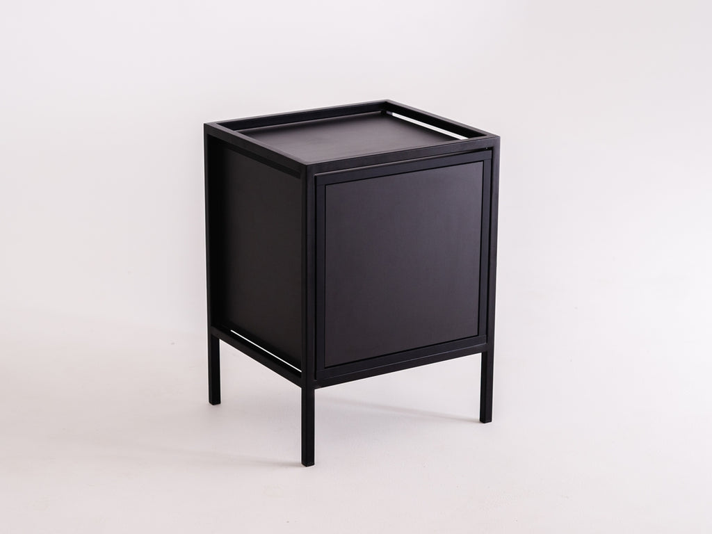 Rack SPINTELĖ JUODOS 1R1 DURYS