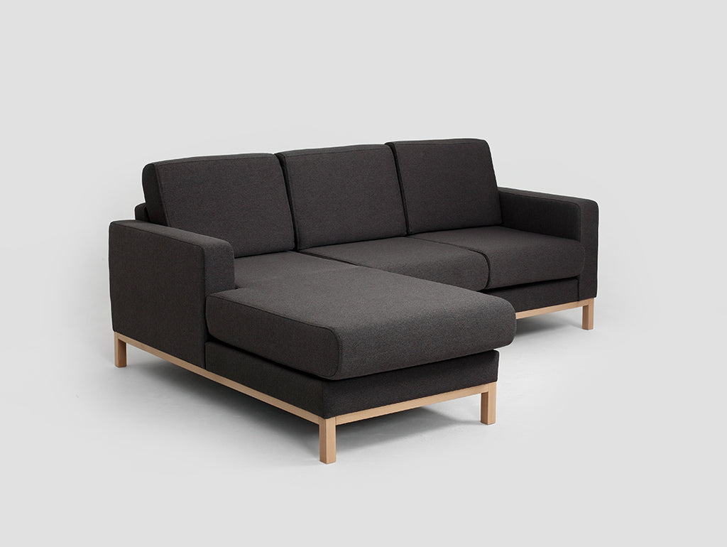 Kampinė sofa su šezlongu 2 vietų SCANDIC L - anglies(et95), natūrali