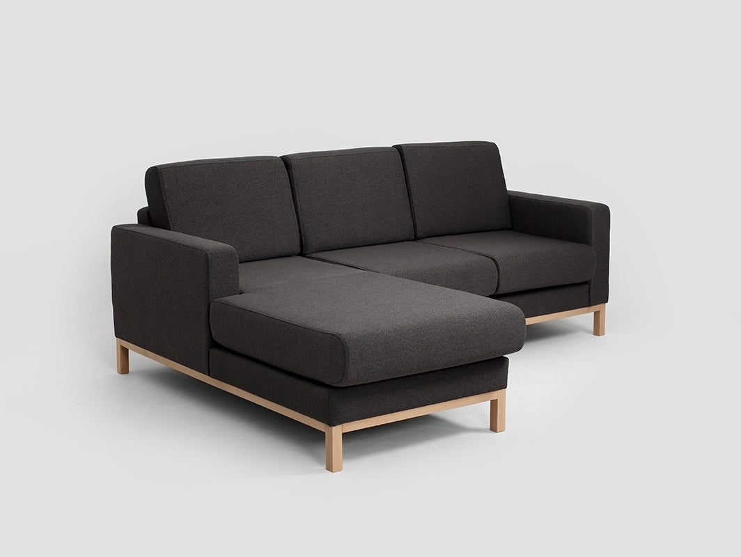 Kampinė sofa su šezlongu 2 vietų SCANDIC L - anglies(et95), natūrali