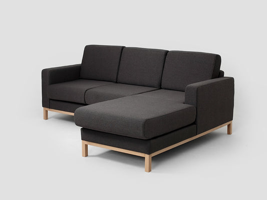 Kampinė sofa su šezlongu 2 vietų SCANDIC R - anglies(et95), natūrali