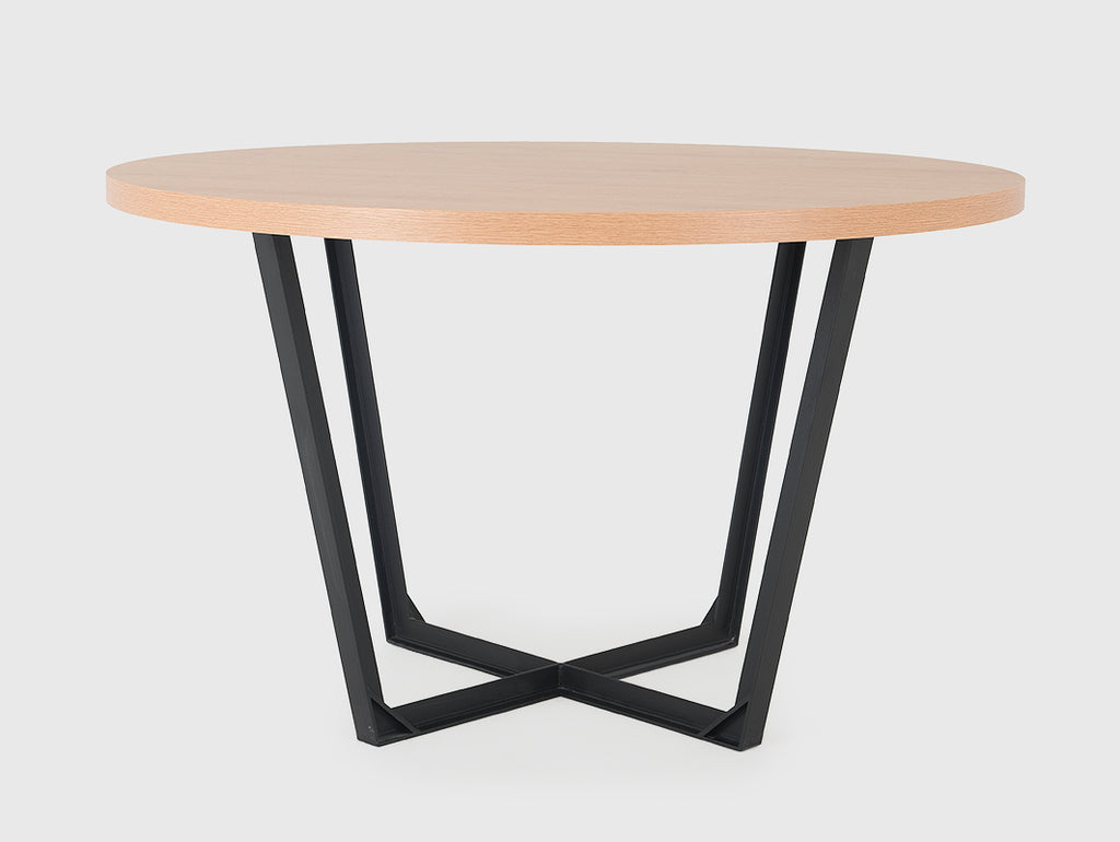 MAPLE BASIC 120 valgomojo stalas - ąžuolo spalva, juodas