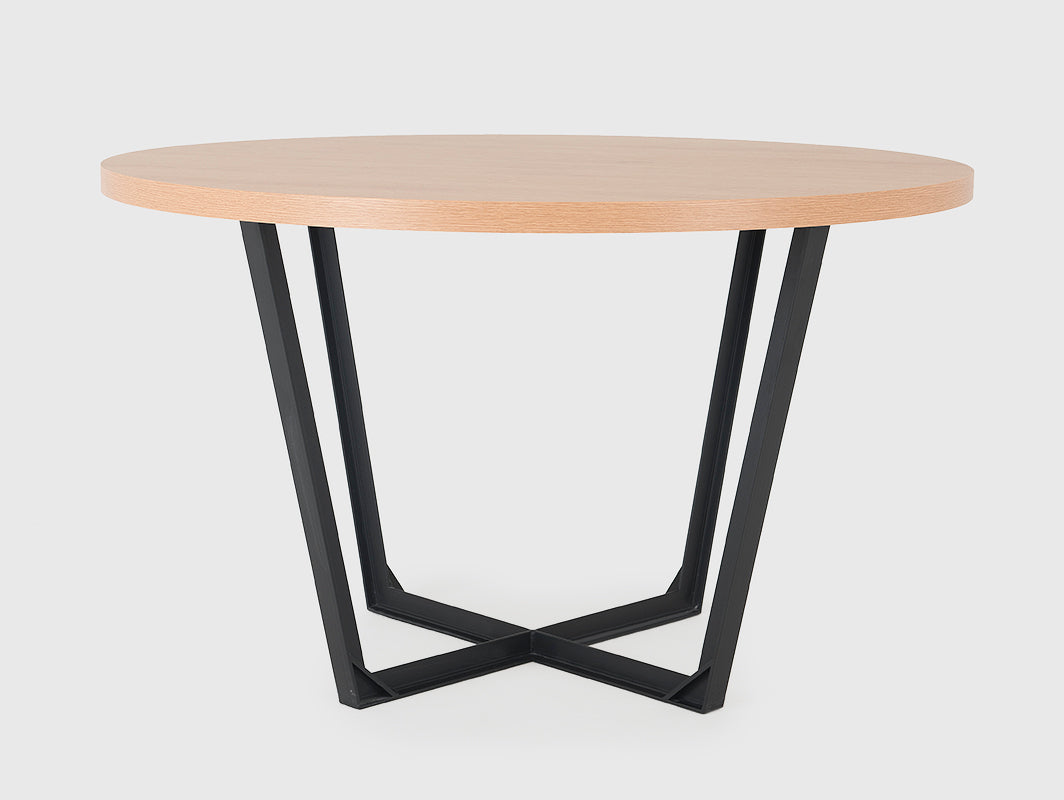 MAPLE BASIC 120 valgomojo stalas - ąžuolo spalva, juodas