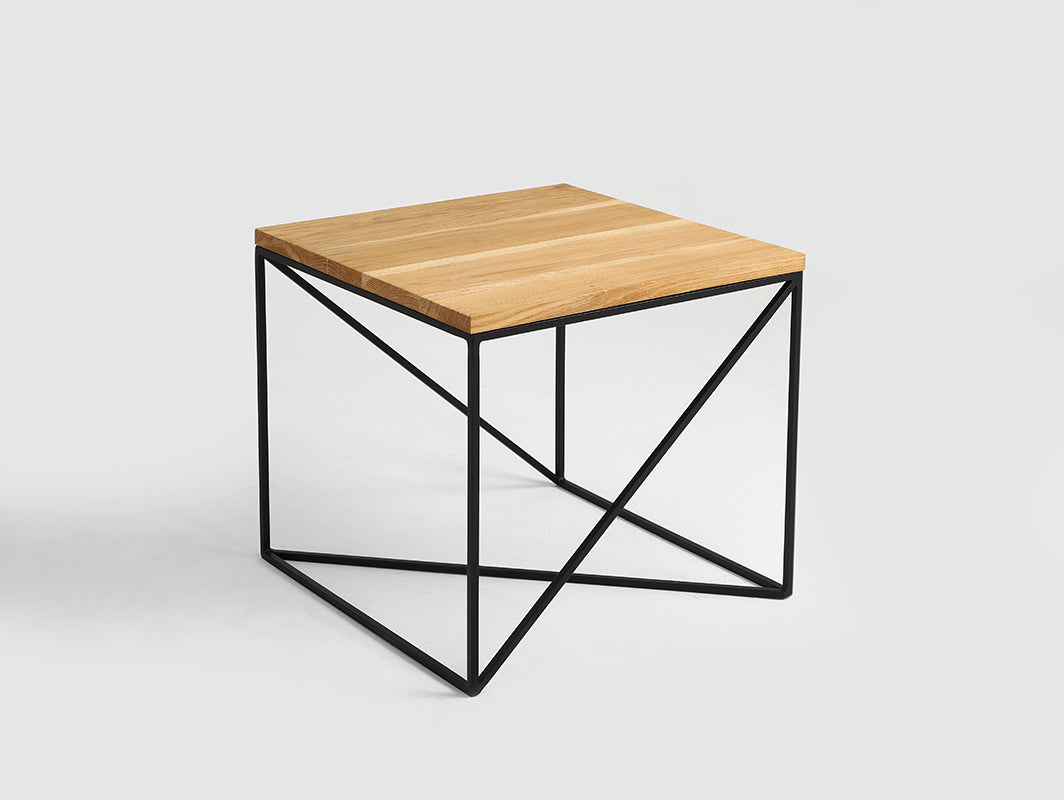 Šoninis staliukas MEMO SOLID WOOD 50 - ąžuolas, juodas