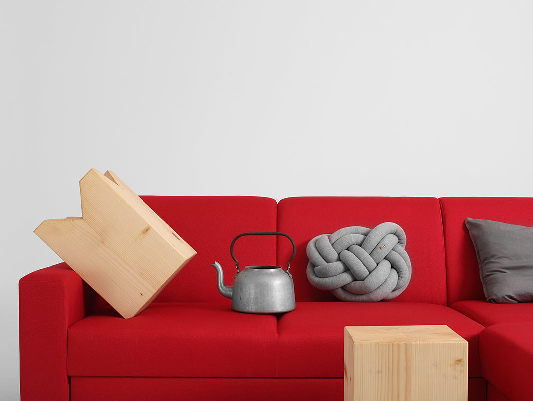 Sofa kampinė lova LOZIER L - kruvinai raudona(et60), riešutmedžio