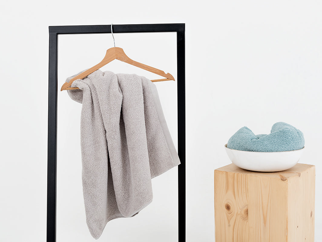 Kabykla HALL BATH 50 - juoda
