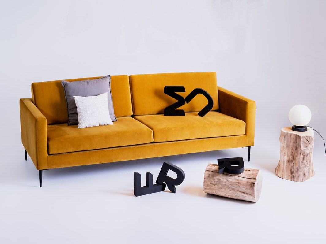 Trivietė sofa VERGAN - pasifloros vaisius(rv41), juoda