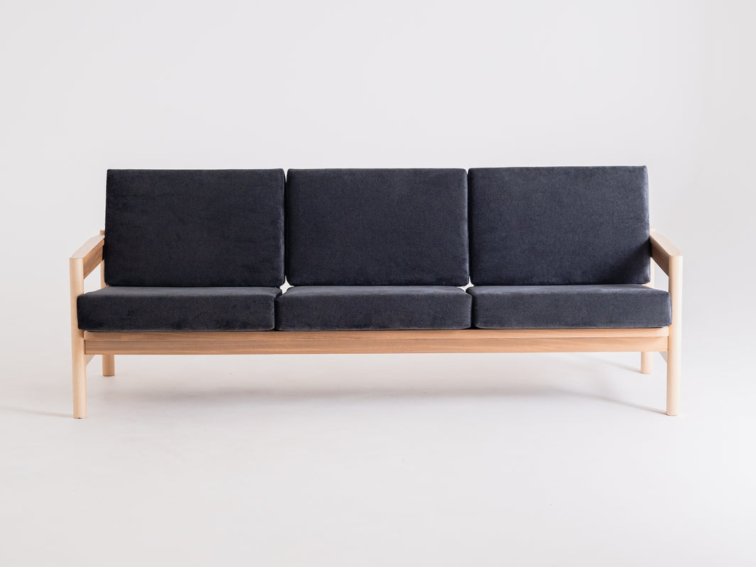 Trivietė sofa CARL - žvaigždėta naktis(mt16), natūrali