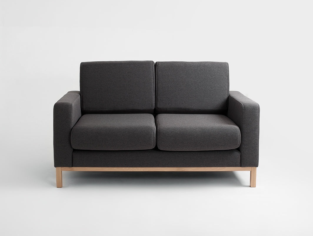 Dvivietė sofa-lova SCANDIC - anglies(et95), natūrali