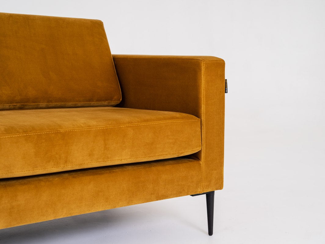 Dvivietė sofa VERGAN - pasifloros vaisius(rv41), juoda
